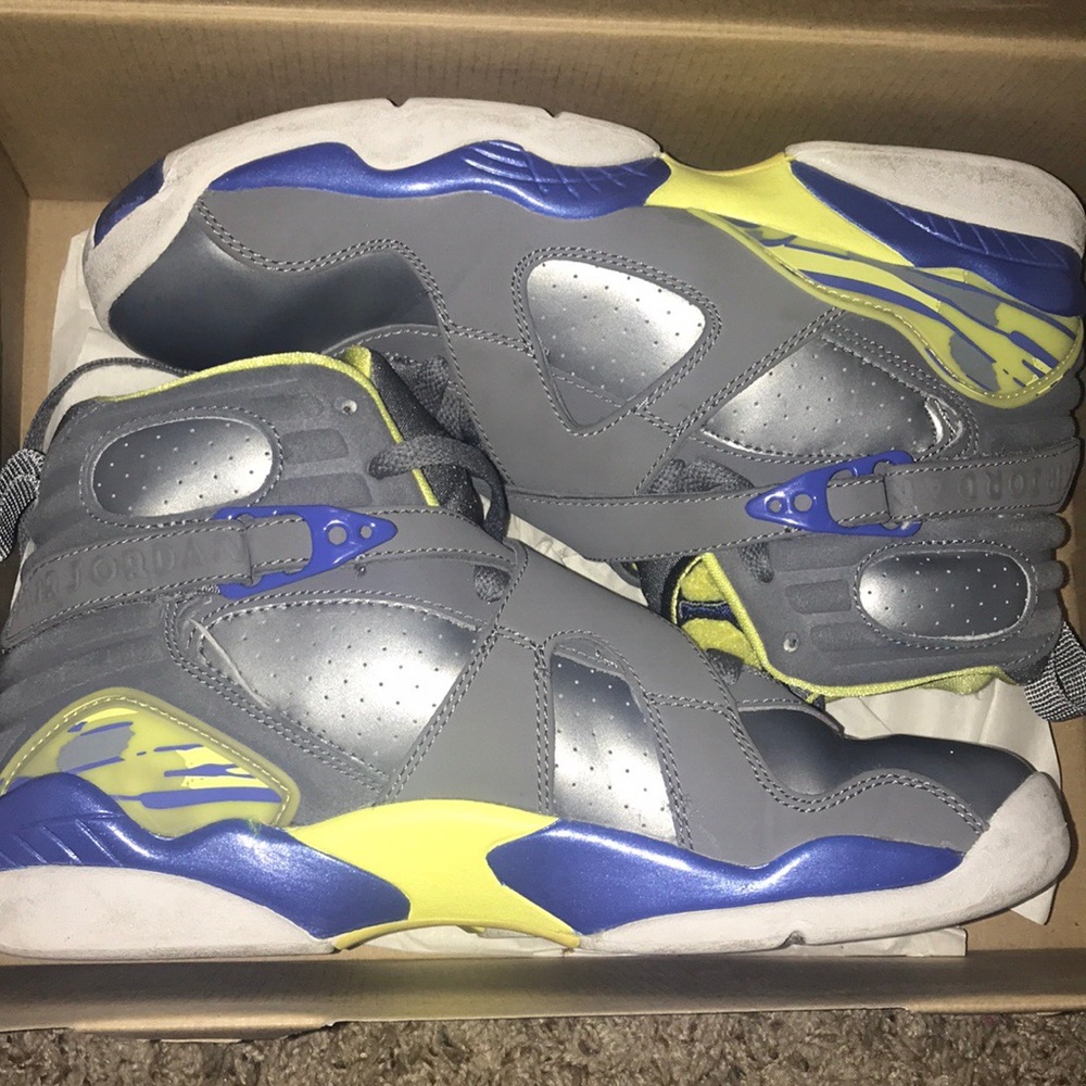Jordan 8 Retros size 7Y